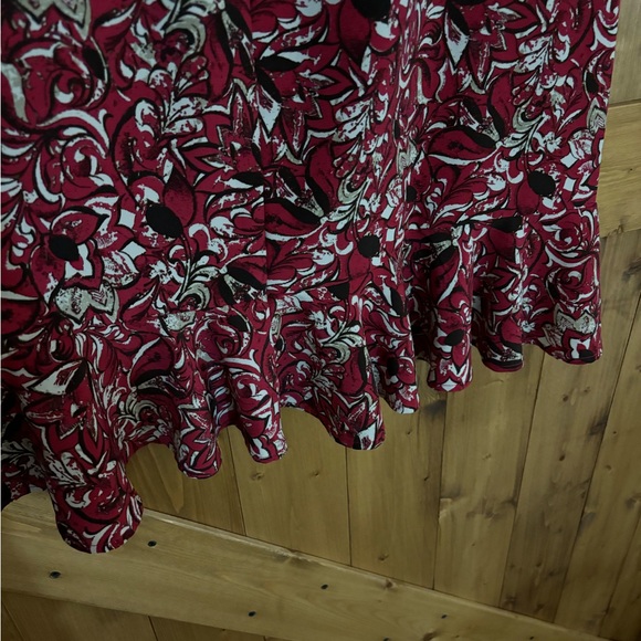 Women's Christopher & Banks Floral/Paisley Skirt | Size 8 - Picture 4 of 9